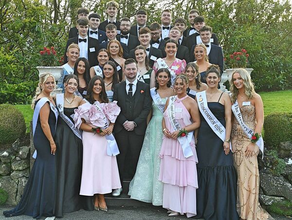 Roscommon Rose of Tralee contestants and their escorts pictured with compere Fergal D’Arcy. Pic: Gerard O'Loughlin 