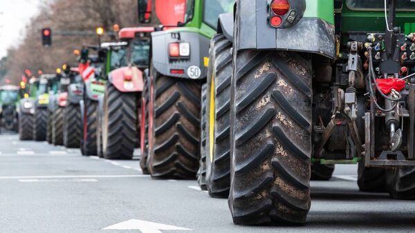 Agri-contractors threaten day of action on M50 over green diesel costs