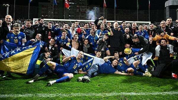 Italy miss out on World Cup as Turkey, Sweden, Czech Republic and Bosnia qualify