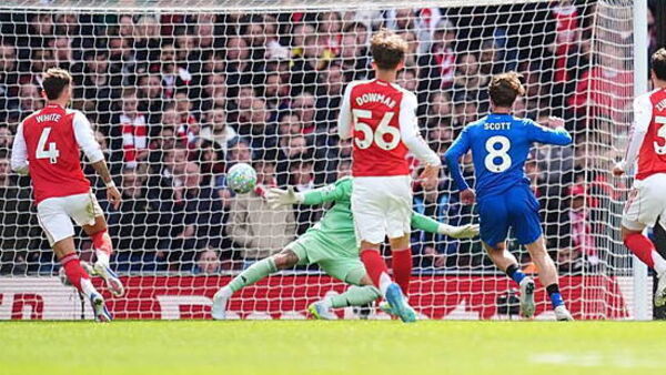 Arsenal open door to Man City in title race with defeat at home to Bournemouth