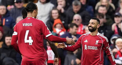 Mohamed Salah on target as Liverpool ease pressure with win over Fulham