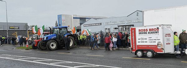 Several hundred people gathered in Roscommon Town on Sunday to protest over escalating fuel prices. Pic: Gerard O'Loughlin 