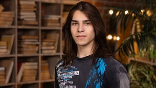 Cyclist dies in collision with lorry in Belfast