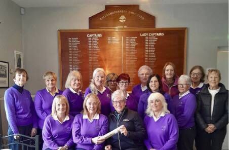 Mary Hodson of the Connacht Regional Executive Committee presents Ballaghaderreen Golf Club members with the Golf Ireland Women in Golf Charter Gold Standard Award in recognition of the work the club has done to create more opportunities, grow the game and make golf more welcoming and inclusive for women and girls. 