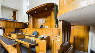 Government will complete full term before election, Simon Harris says