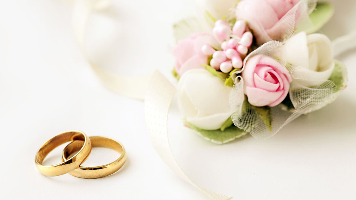 What dates are most popular for Irish couples tying the knot?