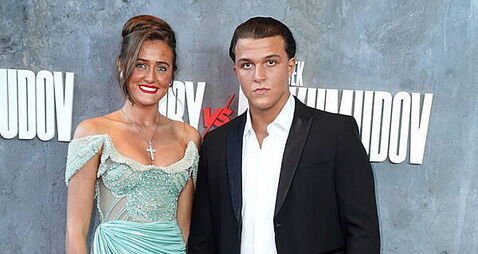 Venezuela Fury reveals she has chosen her wedding dress