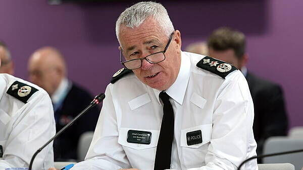 Anyone guilty of inappropriate behaviour in PSNI will ‘very quickly lose job’