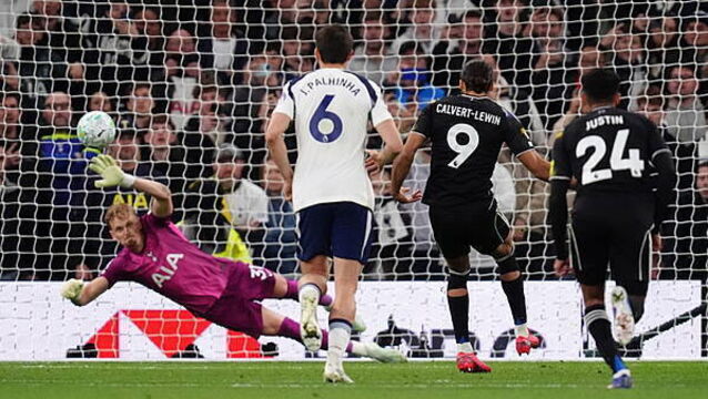 Tottenham two points above relegation zone after being held at home by Leeds