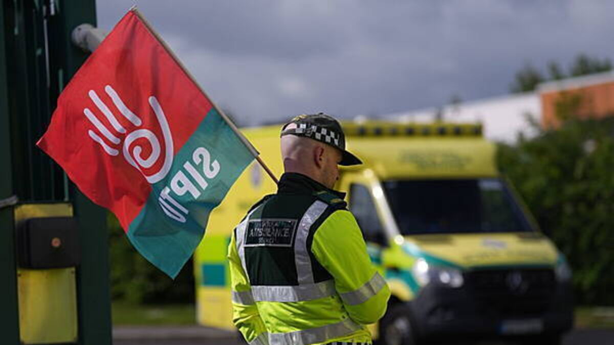 Striking ambulance workers ‘prepared for the long haul’