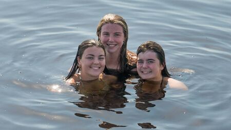 Hot weather to continue today but change on the way