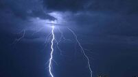 Thunderstorm and lightning warnings issued for five counties