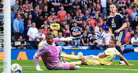 Lawrence Shankland bags a brace as Scotland hit back to beat 10-man Curacao