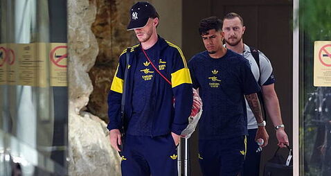 Arsenal to ease Champions League heartbreak with open-top bus parade