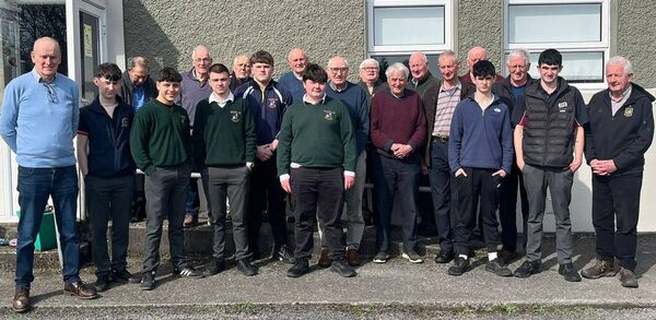Well done to some of the Elphin Community College TY students who were helping out some of the local men with IT and phone use over the last few weeks. 