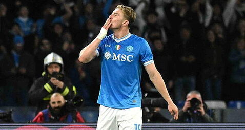 Rasmus Hojlund leaves Man Utd for Napoli as Ederson nears Old Trafford switch
