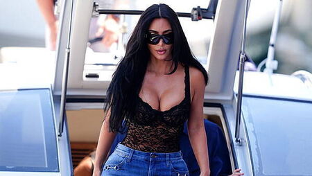 Kim Kardashian arrives in paddock as Lewis Hamilton chases Monaco success