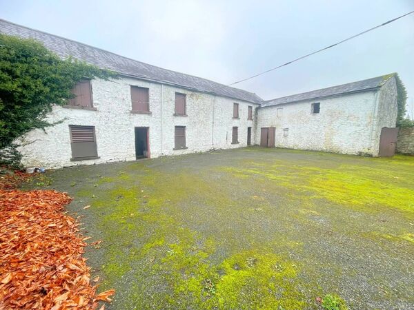 Shannon View attracted considerable interest from buyers both locally and nationally due to its unique combination of heritage, location and future potential. Shannon View attracted considerable interest from buyers both locally and nationally due to its unique combination of heritage, location and future potential.