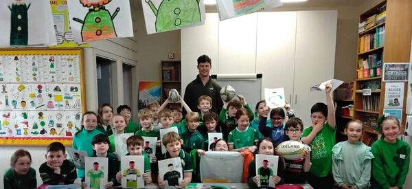 Ireland and Connacht player Darragh Murray paid a special visit to his old primary school last, Brideswell NS. Ireland and Connacht player Darragh Murray paid a special visit to his old primary school last, Brideswell NS.