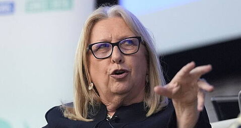 ‘Stand doubly strong’ – former president slams use of Irish flag to intimidate