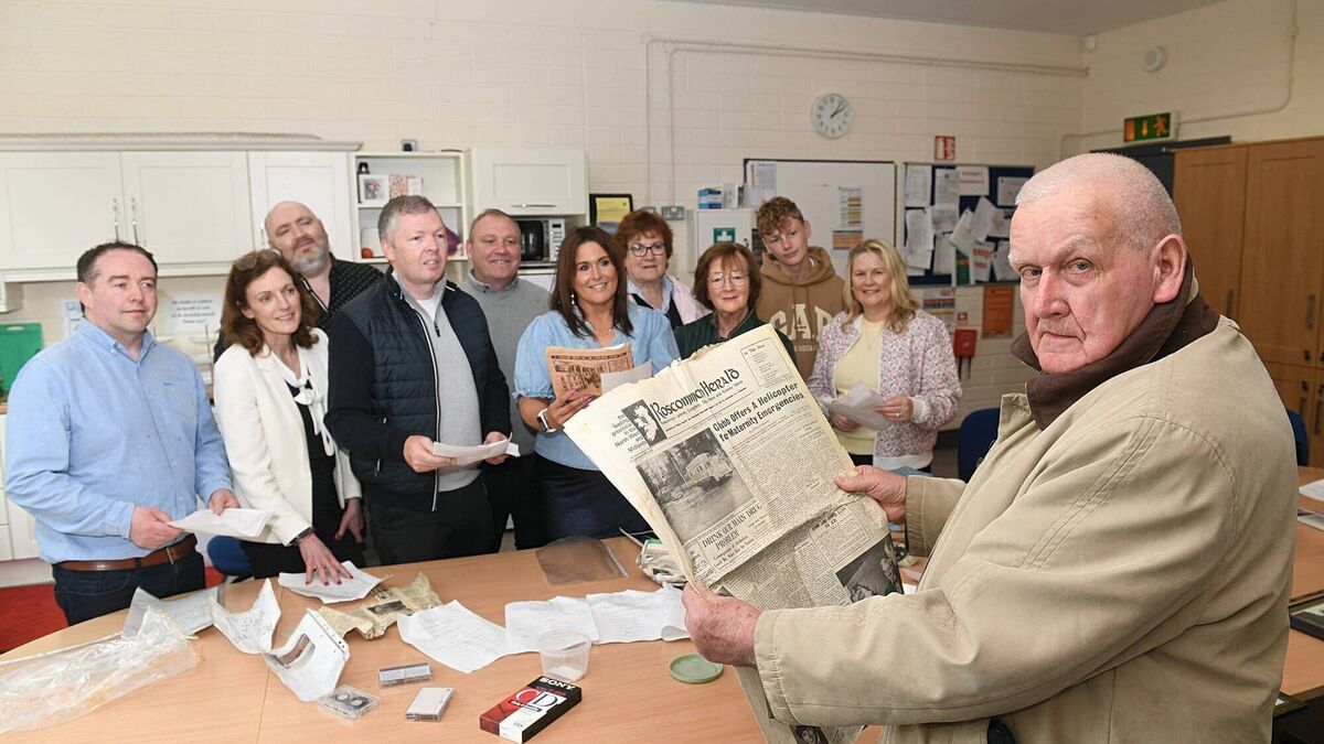 Former classmates reunite to open 30-year-old TY time capsule