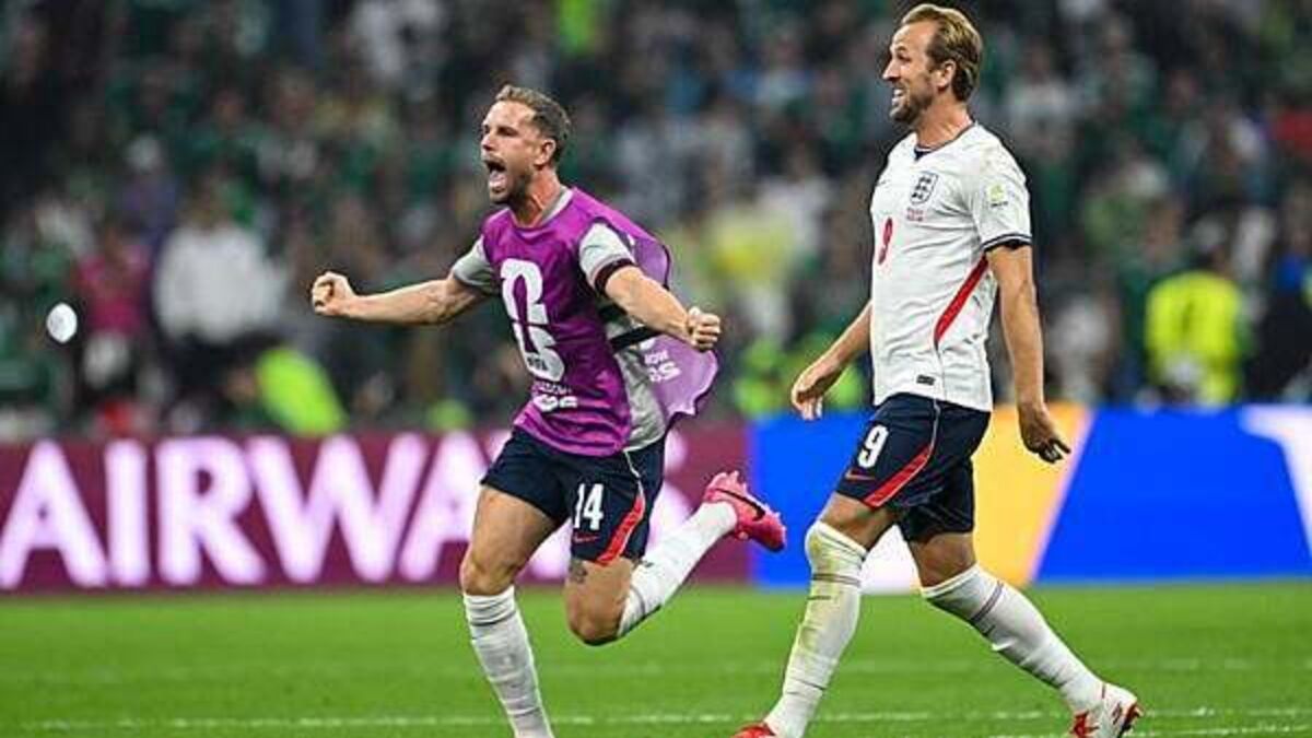England's Henderson to miss rest of World Cup with arm injury