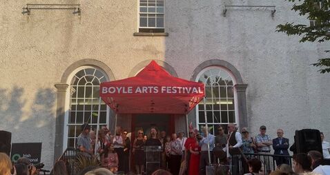 WATCH: Singer Mary Coughlan says 'it's a pure joy to be in Boyle' as she opens town's arts festival 