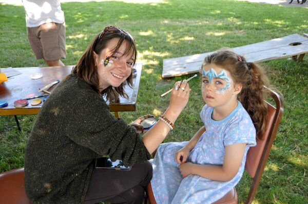 Grace Hurtaolo and Fia Slamen enjoying the fun at Heritage Week celebrations in Ballintubber. Pic: Liam Reynolds Grace Hurtaolo and Fia Slamen enjoying the fun at Heritage Week celebrations in Ballintubber. Pic: Liam Reynolds