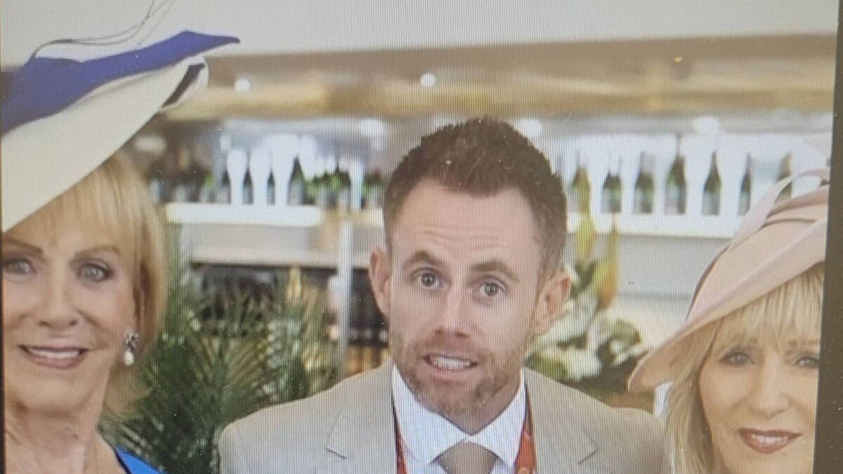 WATCH: Glamorous twins from County Roscommon steal the show at the Galway Races