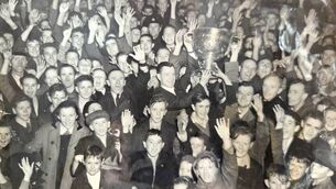 <p>An iconic photograph capturing the moment 1951 All-Ireland winning captain, Sean Flanagan, brought the Sam Maguire to Ballaghaderreen. Pic courtesy of Imelda Towey</p> <p>An iconic photograph capturing the moment 1951 All-Ireland winning captain, Sean Flanagan, brought the Sam Maguire to Ballaghaderreen. Pic courtesy of Imelda Towey</p>