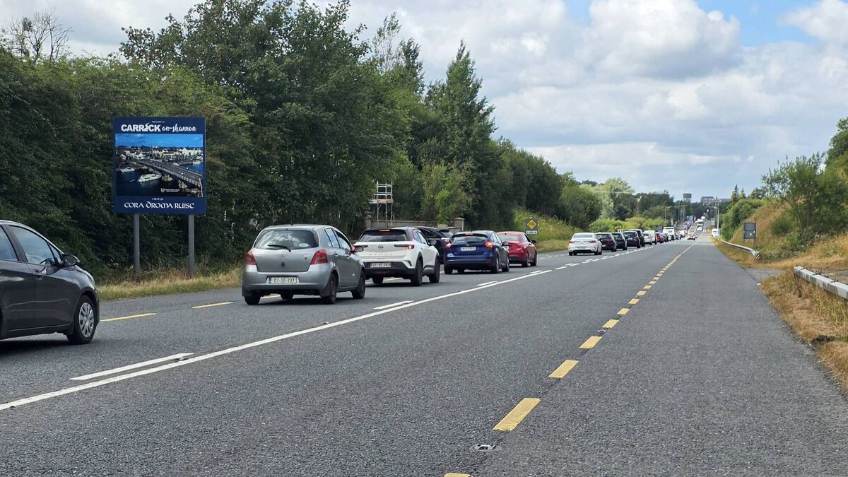 Motorists warned of long traffic tailbacks