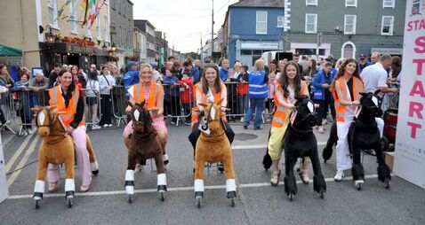 Video: Politicians saddle up to see who is first past the post at Castlerea Rose Festival