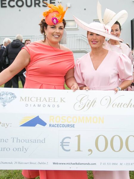 Amy Kelly of MK Diamonds presents Emma O'Gorman with a €1,000 voucher after being named Most Stylish Lady at Roscommon Races. Pic: Michelle Hughes Walsh Amy Kelly of MK Diamonds presents Emma O'Gorman with a €1,000 voucher after being named Most Stylish Lady at Roscommon Races. Pic: Michelle Hughes Walsh