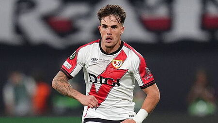Pep Chavarria signs Chelsea contract as squad revamp continues