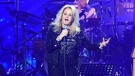 Fans travel from across UK and arrive hours early for Bonnie Tyler funeral