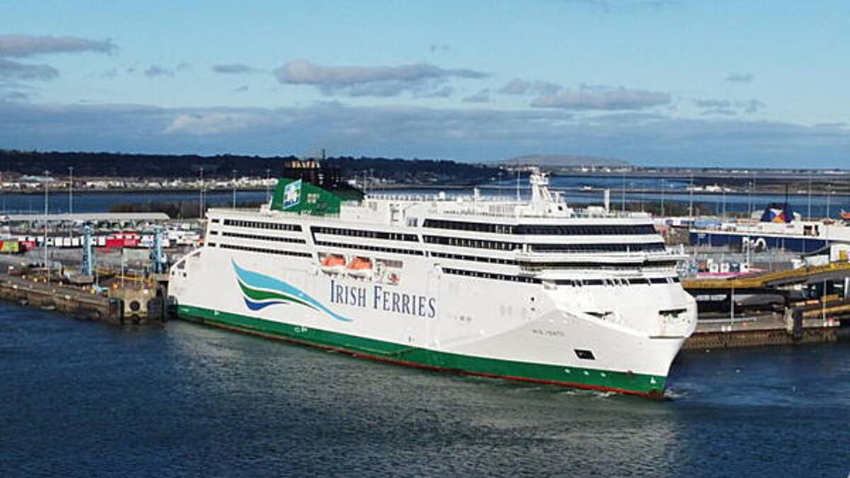 Passport to be required for UK-Ireland ferry crossings