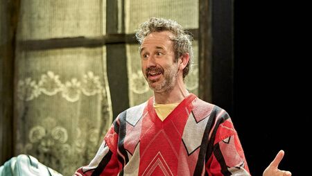Watch: Chris O'Dowd rows in behind local fundraiser