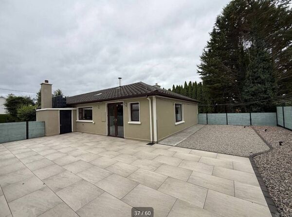 Externally, the property benefits from ample off-street parking, a large private garden, including a tree house and an extensive paved patio area. 