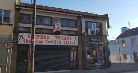 Former footwear and sportswear shop offerscommercial/residential opportunity 