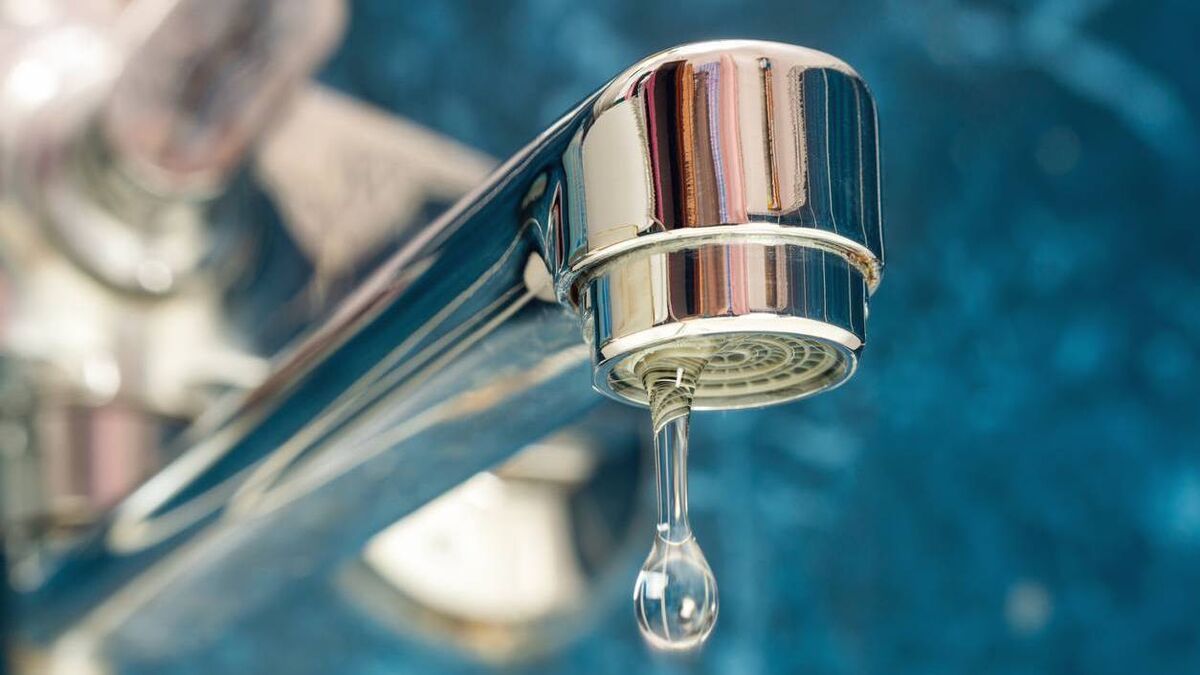Water supply disruption affects homes in county