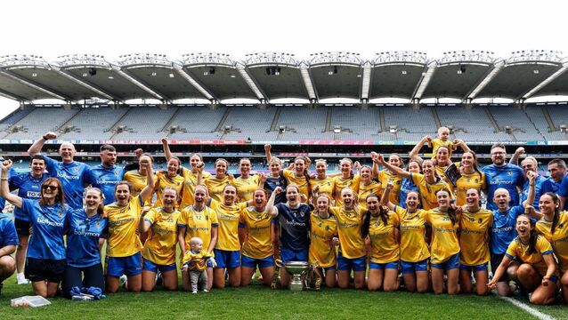 <p>The Roscommon intermediate ladies' football panel and management team, with the Mary Quinn Memorial Cup, following their 2-12 to 0-6 victory against Fermanagh in the All-Ireland final at Croke Park. Pic: INPHO/Ben Brady</p>