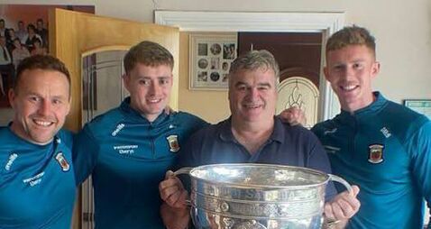 All-Ireland winning heroes bring Sam Maguire to Ballaghaderreen GAA legend 