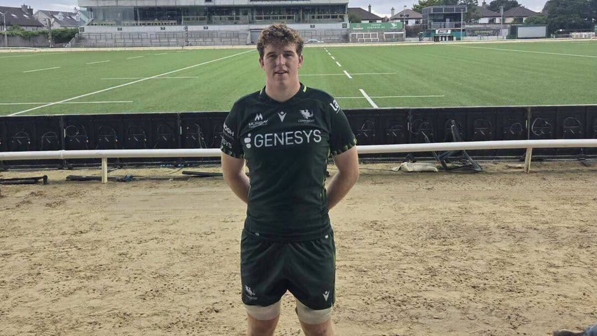 Carrick man makes Connacht debut