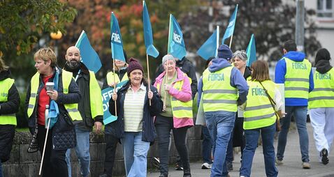 Picture gallery: Hundreds of workers across Roscommon take to the picket line
