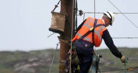 Hundreds of homes without power 